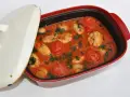Kyckling marengo i en röd gryta med tomater, champinjoner och persilja. En härlig gryta som doftar av Italien.